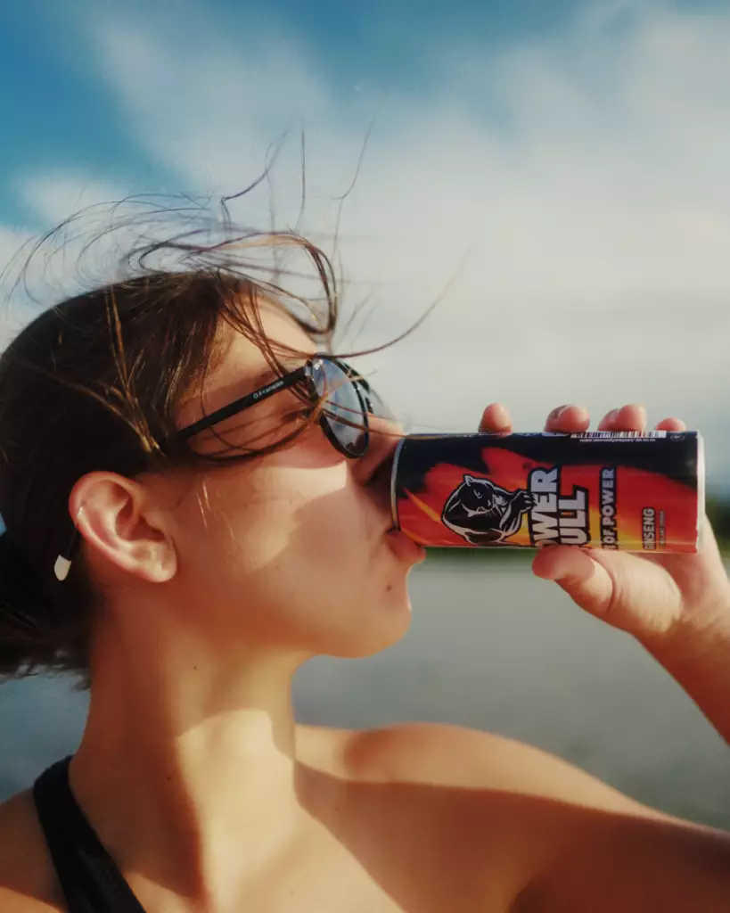reklama, energetyk, powerfull, energy drink, film, produkcja filmowa, spot reklamowy, agencja kreatywna, produkcja reklam poznań, filmy reklamowe poznań, filmy reklamowe, reklama poznań, dom produkcyjny, profesjonalna produkcja filmowa, filmowanie z drona, wideofilmowanie, poznań, polska, nottypicalmedia